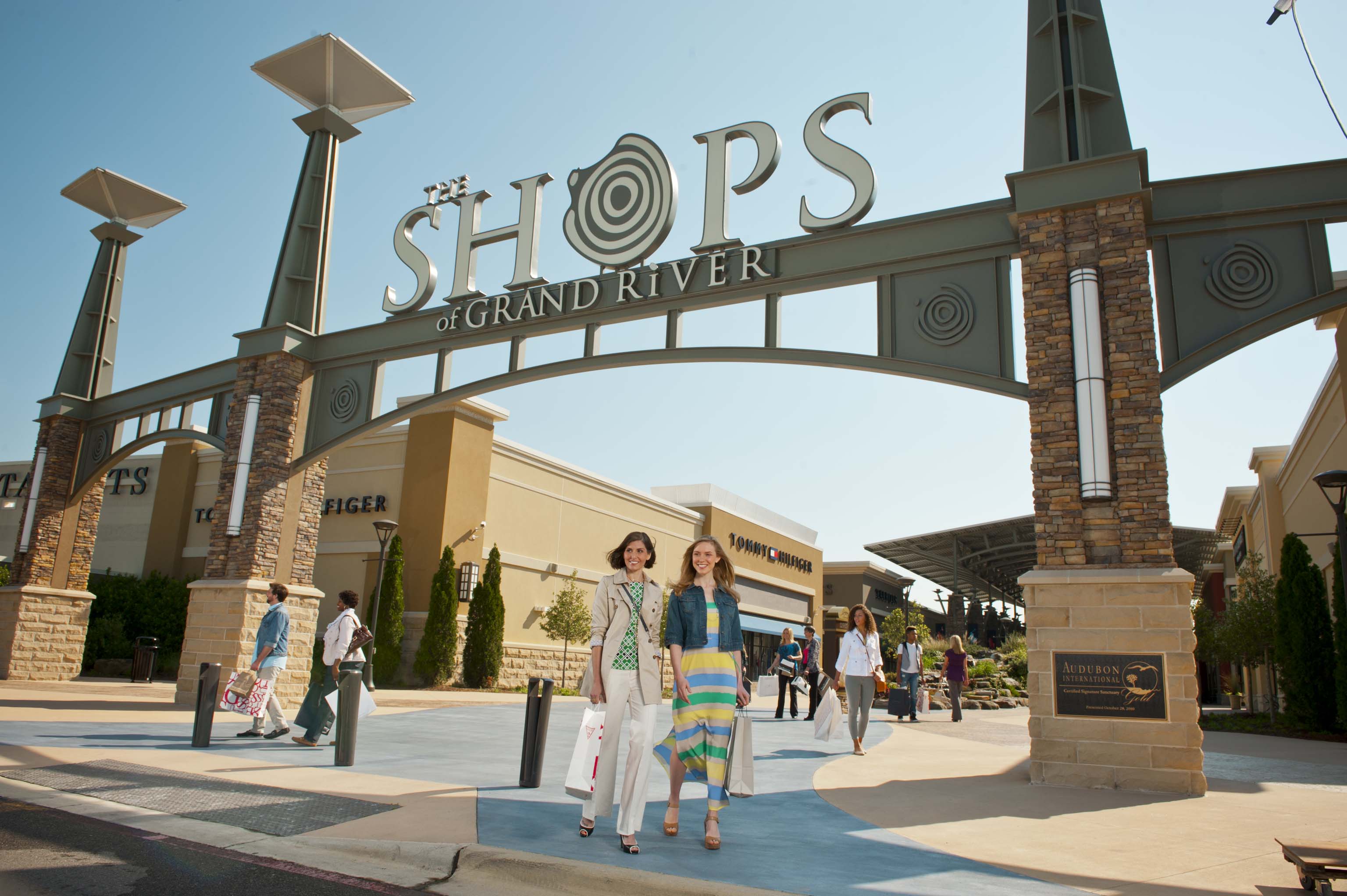 Outlet Malls in Alabama: The Outlet Shops of Grand River | OutletBound